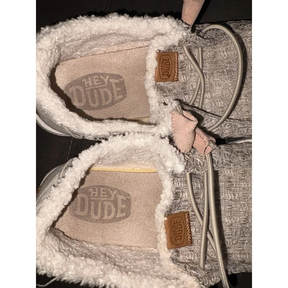 Hey Dude Wendy Warmth Natural Women's Size 6 Slip On Shoes Faux Fur 40550-126